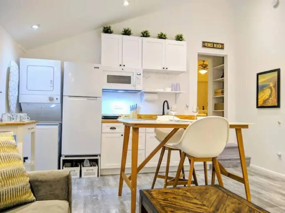 Monthly - Cozy 1 Bed Guest Suite Near Venice Beach Λος Άντζελες 0*,  Ηνωμένες Πολιτείες της Αμερικής